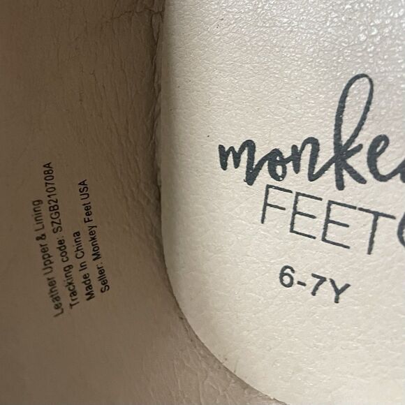 NEW Monkey Feet Girls 6-7 Cream Colored Slip On Shoes - Picture 5 of 7